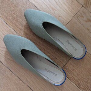 Rothys green "the almond mini" size 8 loafers